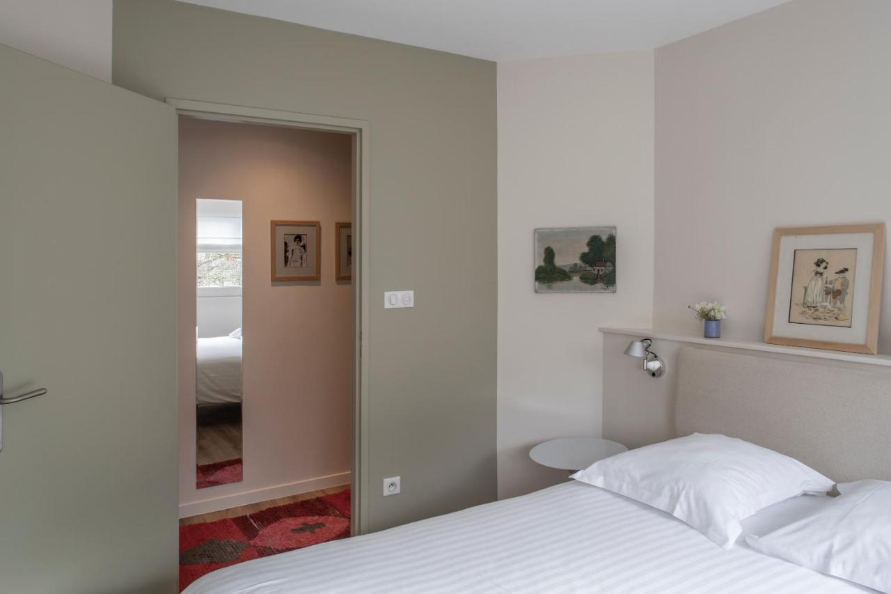 Les Suites De Catherine, La Si Calme Nancy Exterior photo